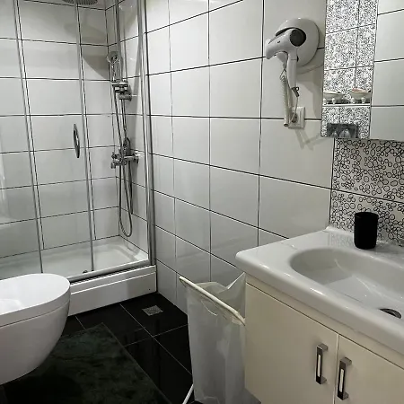 Apartament Entire In Residential Compound With Great Location Side